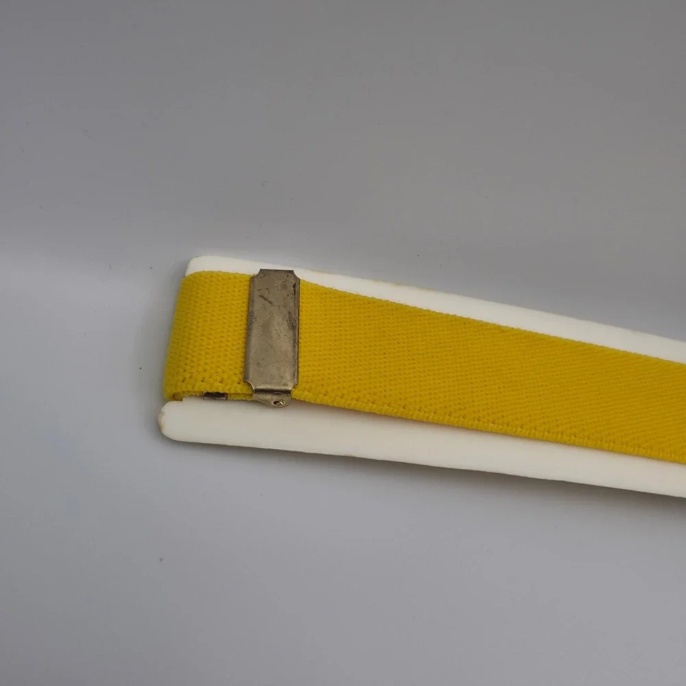 Vintage Lee Peanuts Charlie Brown Yellow Elastic Cinch Belt Adjustable Kids